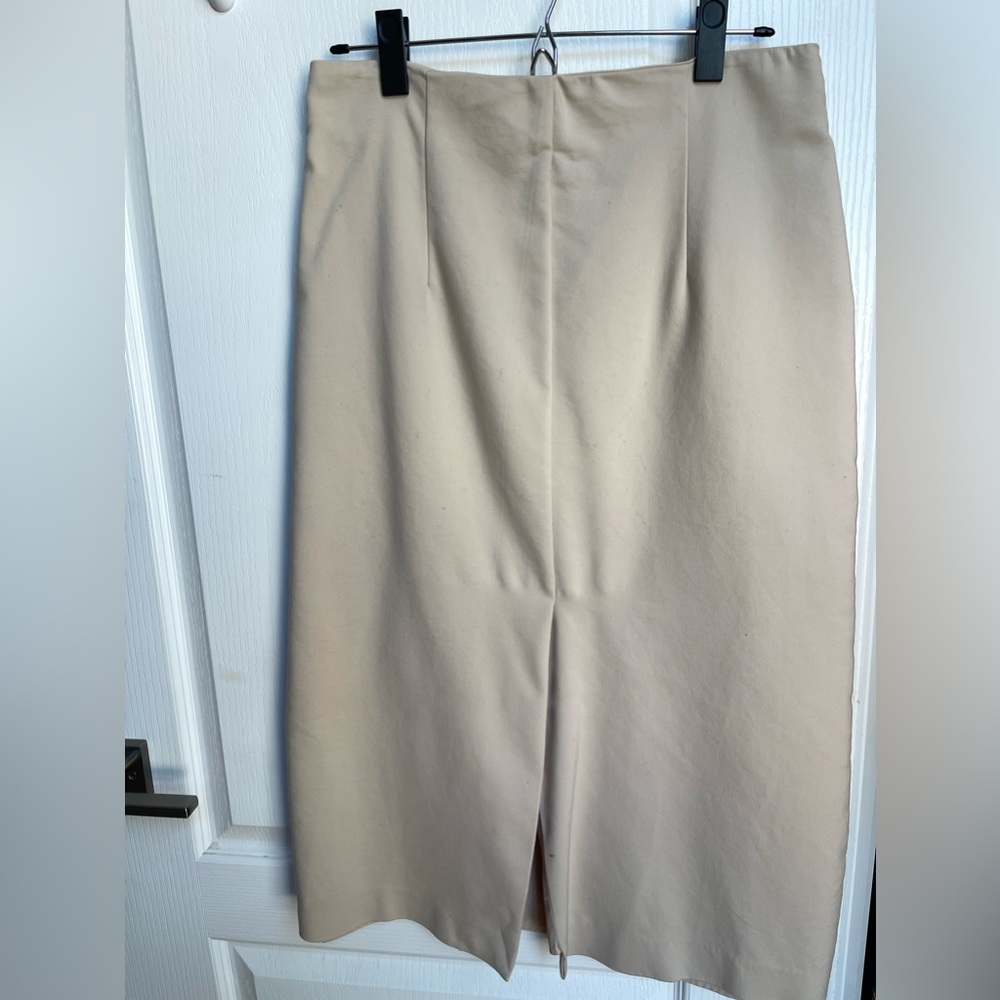 Love Bonito front slit skirt size large/8
